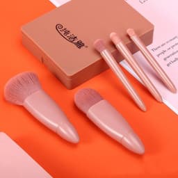 image-5Pcs Makeup Brushes Tool Set Cosmetic Powder Eye Shadow Foundation Blush Blending Make Up Brush
