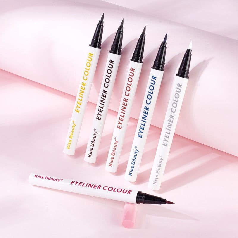 image-Color Eyeliner To Prevent Sweat And Make Up