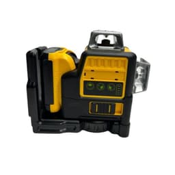 image-Green Light 12-line Laser Level Automatic Leveling 3D Gradienter Infrared High Precision Upper Wall Shelf