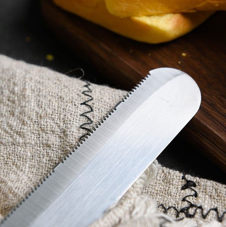 image-Bakerdream Stainless steel Serrated bread knife Bread Cutting Knives Toast Slicing Knives Cake Slicer Pastry Biscuit Cutter Bakin