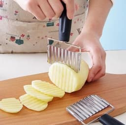 image-Wavy Edged Stainless Steel Vegetable Slicer Potato Cutter