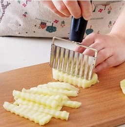 image-Wavy Edged Stainless Steel Vegetable Slicer Potato Cutter