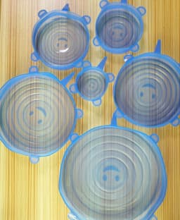 image-The 6-piece set of multi-functional silicone lid can be stretched to seal the fruit and vegetable lid
