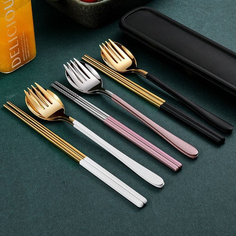 image-Portable cutlery set