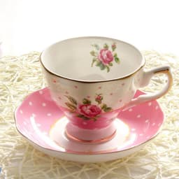 image-Ceramic plates and cups