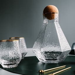 image-Geometric glass cold kettle
