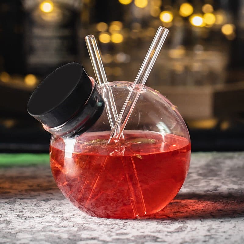 image-Round Cocktail Glass High Borosilicate Glass Lead-free Glass for Cocktail Juice Wine Glass Molecule Sootiness Originality Cup