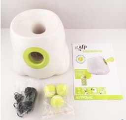 image-Dog Pet Automatic Interactive Ball Launcher