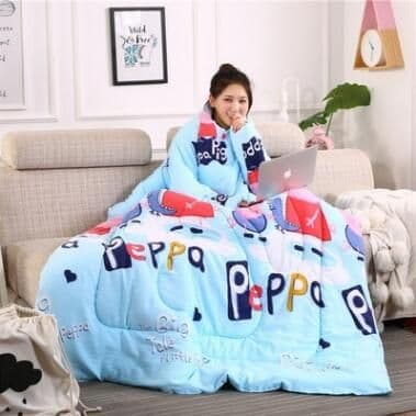 image-Winter Lazy Quilt with Sleeves