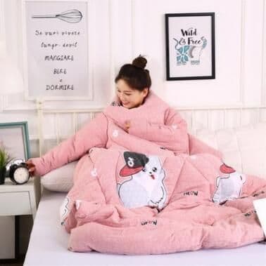 image-Winter Lazy Quilt with Sleeves