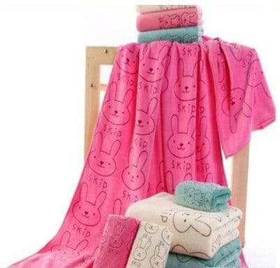 image-Manufacturers Wholesale 260 Grams Of Microfiber Printing Children's Beach Towels Than Pure Cotton Bath Towel