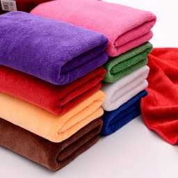 image-Usine en gros logo personnalisé 420g microfibre 30 * 70 épaissi absorbant lavage de voiture essuyer la serviette de voiture