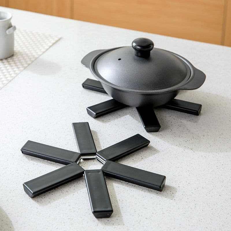 image-Kitchen Non-slip Folding Insulated Mat Heat Resistant Cushion Pad