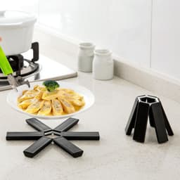 image-Kitchen Non-slip Folding Insulated Mat Heat Resistant Cushion Pad