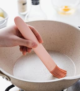 image-BBQ Basting Brush Baking Cake Bread Pastry Oil Saucer Honey Butter Brushes Barbecue Household Kitchen Tools Bakeware 1pcs