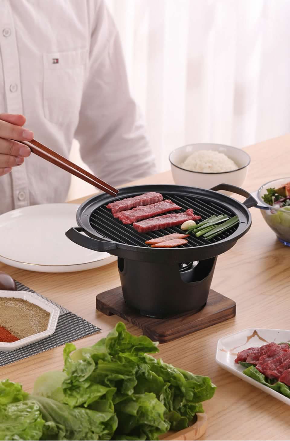image-Mini BBQ Grill Alcohol Stove Home Smokeless Barbecue Grill Outdoor BBQ Plate Roasting Meat Tools