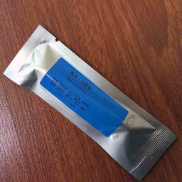image-Car Air Freshener Smell In The Car Styling Air Vent Perfume Parfum Flavoring For Auto Interior Accessorie Air Freshener