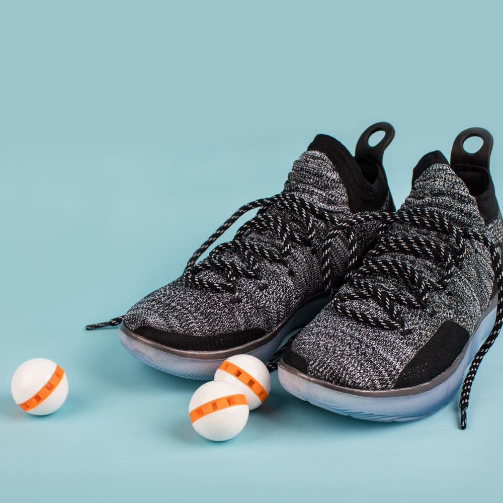image-Refreshing and deodorizing foot sweat and deodorant