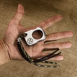 image-Wild Man Refers To Tiger Survival Equipment Self-defense Anti-wolf Broken Window Tool