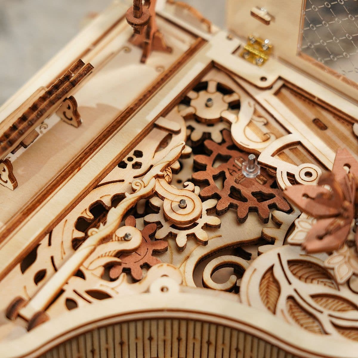 image-Robotime 223pcs 3D Wooden Puzzle Magic Piano Mechanical Music Box Toy Gift Desk Gift For Men Women Hobby AMK81