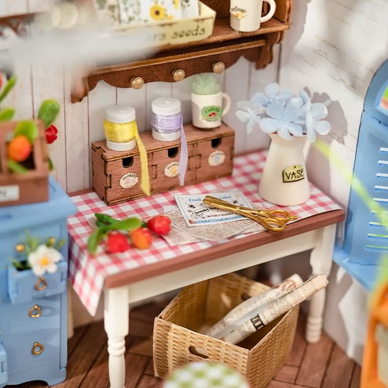 image-Rolife Mengyu Flower Minature House DIY Building Toys With LED Light For Gifts