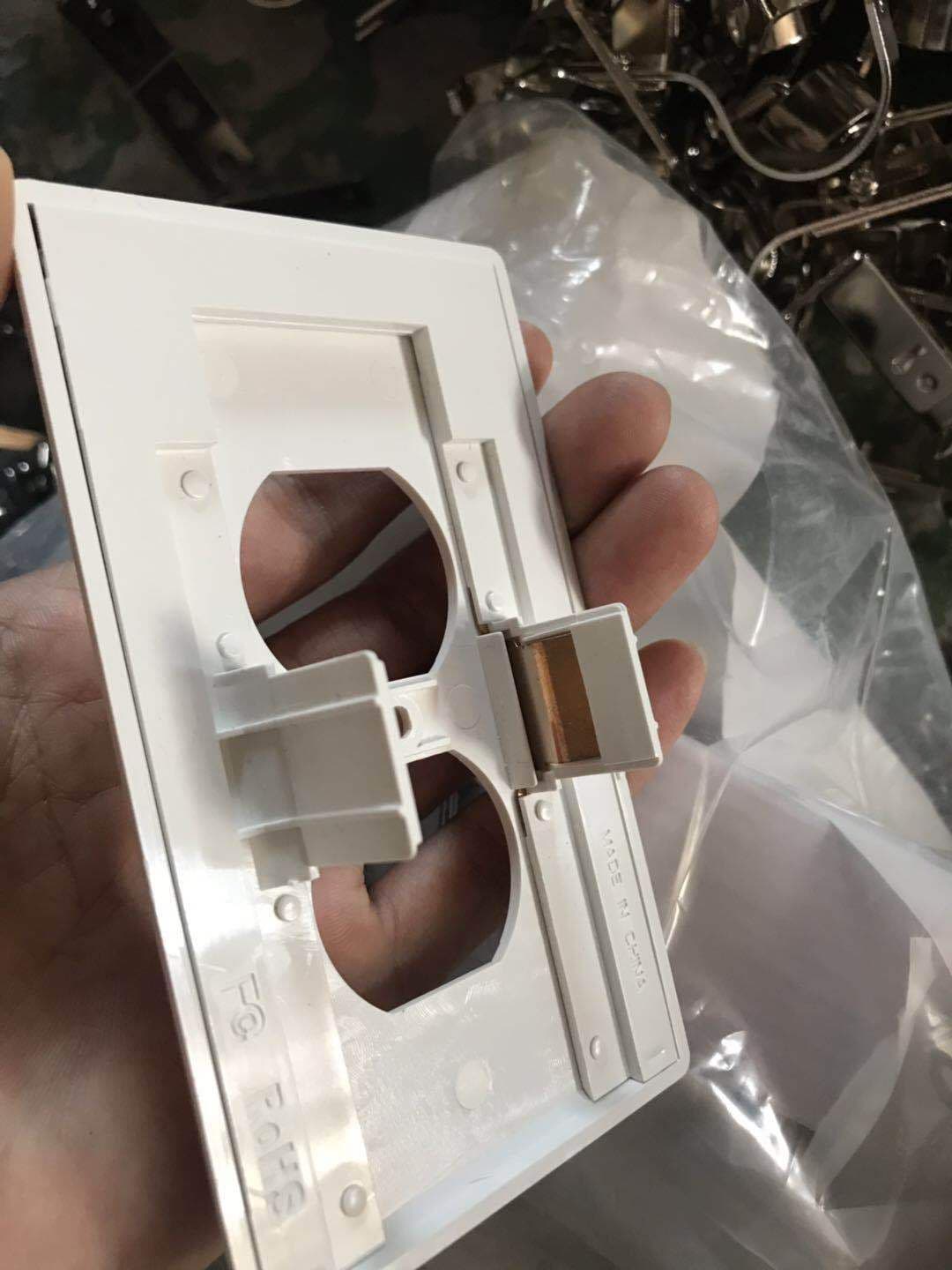 image-Socket induction light