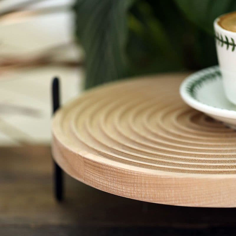 image-Round Beech Wood Corrugated Cutting Board