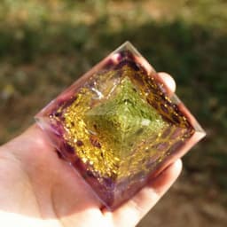 image-Natural Tiger Eye Orgonite Pyramid Healing Crystals Centerpiece Energy Generator Reiki Chakra Multiplier Orgone Amethyst Meditation