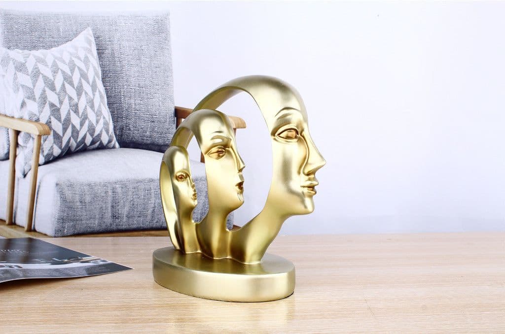 image-Simple Half-face Make-up Resin Ornaments