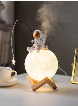 image-Astronaut Figurines Home Decoration Resin Space Man Miniature Night Light Humidifier Cold Fog Machine Accessories