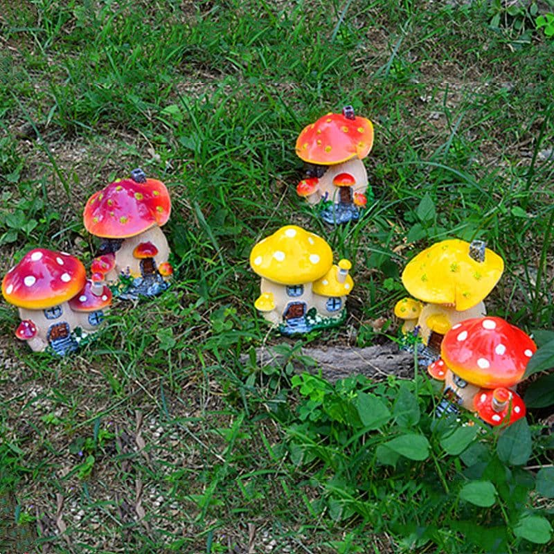 image-Mushroom House Decoration Resin Handicraft Gardening