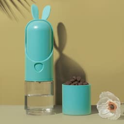 image-Pet Cats And Dogs Portable Outdoor Drinking Cups Water Food Cups Convenient Non-Wet Mouth Accompanying Cups Kettle Pet Supplies