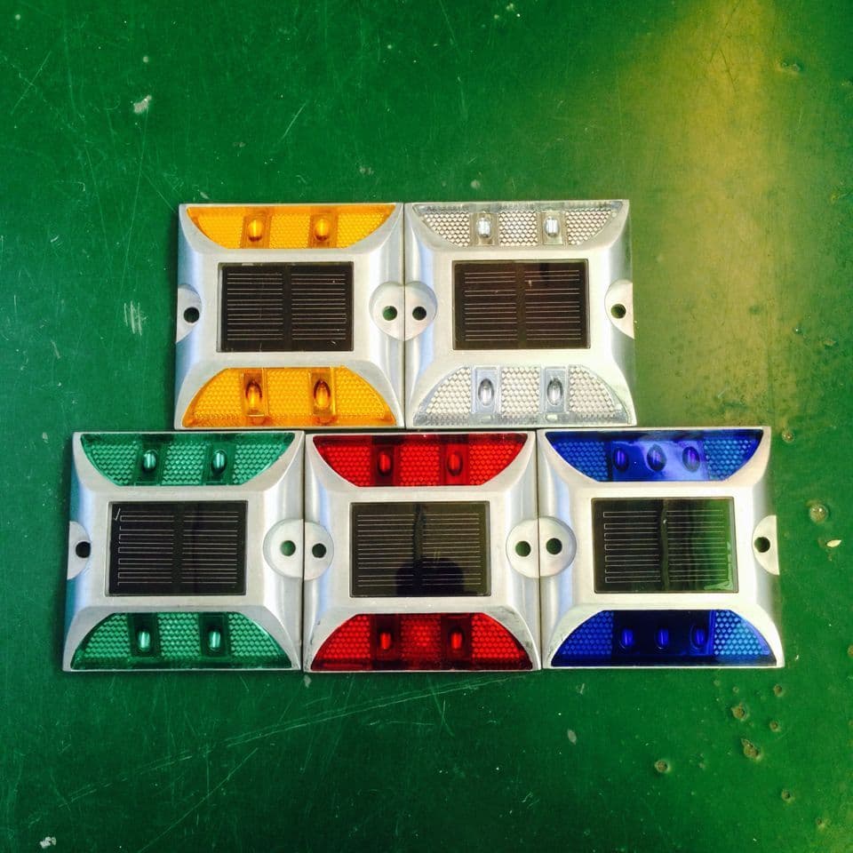 image-Road Divider Marking Pavement Garden Highway Obstruction Lights