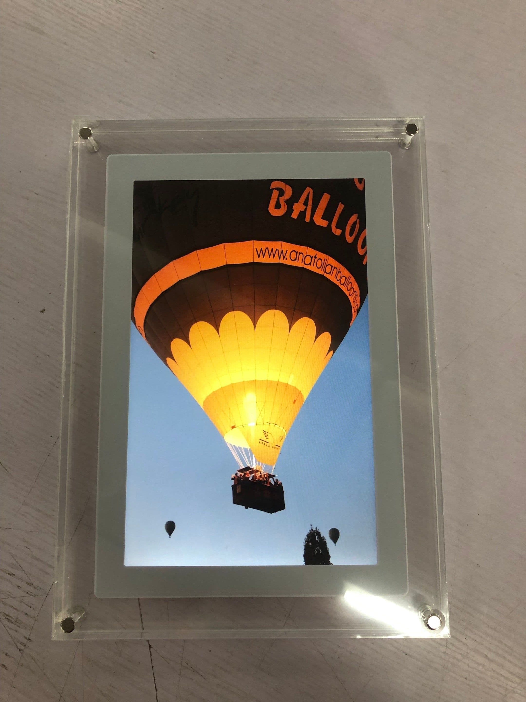 image-Digital Picture Frame Acrylic Video Player Digital Photo Frame Vertical Display With 1GB And Battery Type C Video Frame Gift For Loved