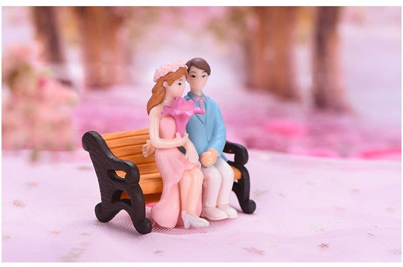 image-Dress Stool Couple Plastic Ornament Gardening Accessories Bonsai