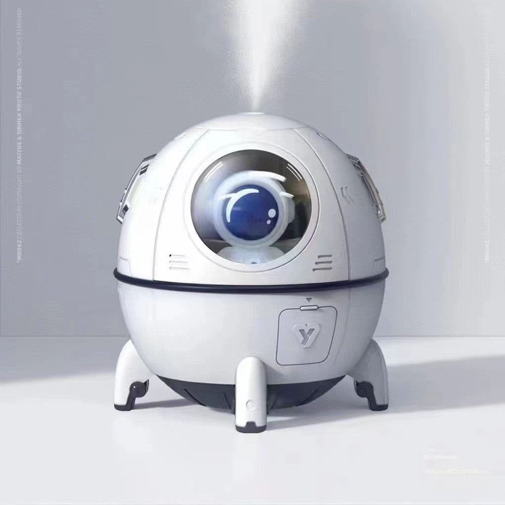 image-USB Astronaut Humidifier Ornaments Moisturizing Household Home Decor