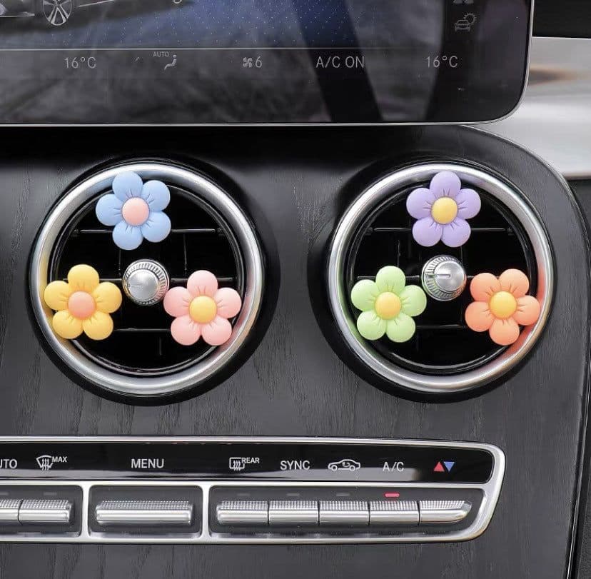 image-Car Perfume Air Conditioner Air Outlet Fragrance Goddess