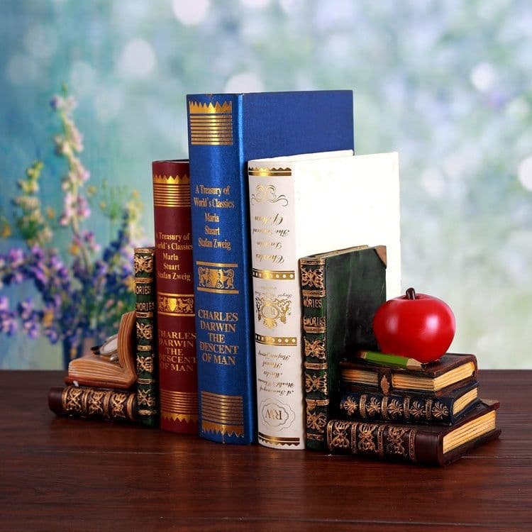image-European Vintage Study Desk Decorations Bookend Books By Creative Fashion Bookstand Office Bookshelf