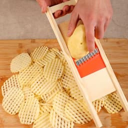 image-Household Fashion Spicy Potato Flower Slicer