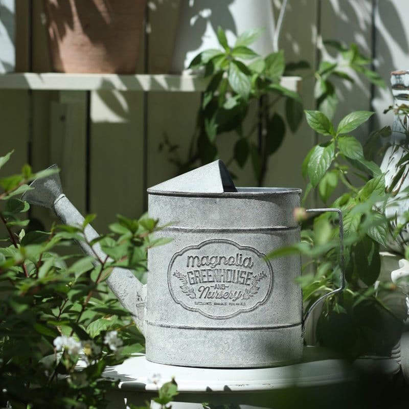 image-Wrought Iron Garden Watering Can Gardening Groceries Decoration