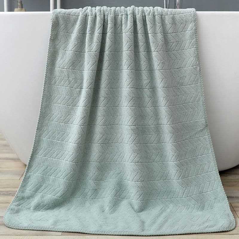 image-Coral Fleece Bath Towel Thickening Towel Absorbent