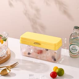 image-Home Made Ice Cubes With Lid Ice Box
