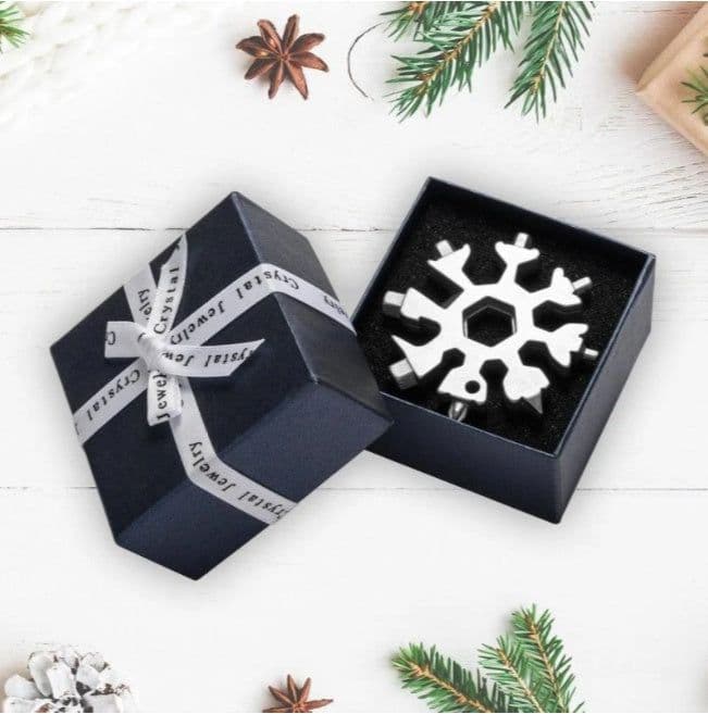 image-Snow 18 In One Multi-Function Tool Card Combination