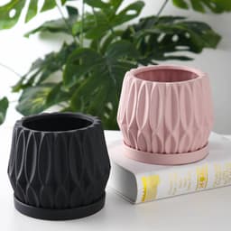 image-Tabletop plant flowerpot
