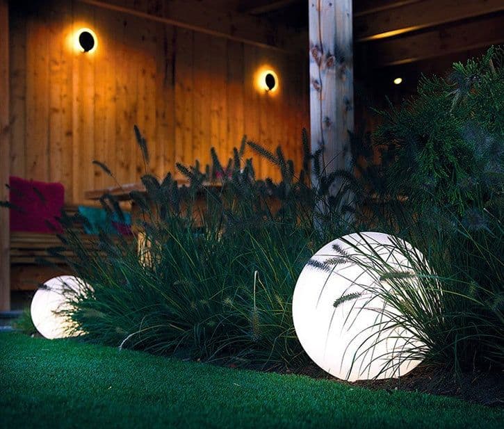 image-Luminous Ball Lamp Outdoor Colorful Waterproof Decorative Ball Lamp