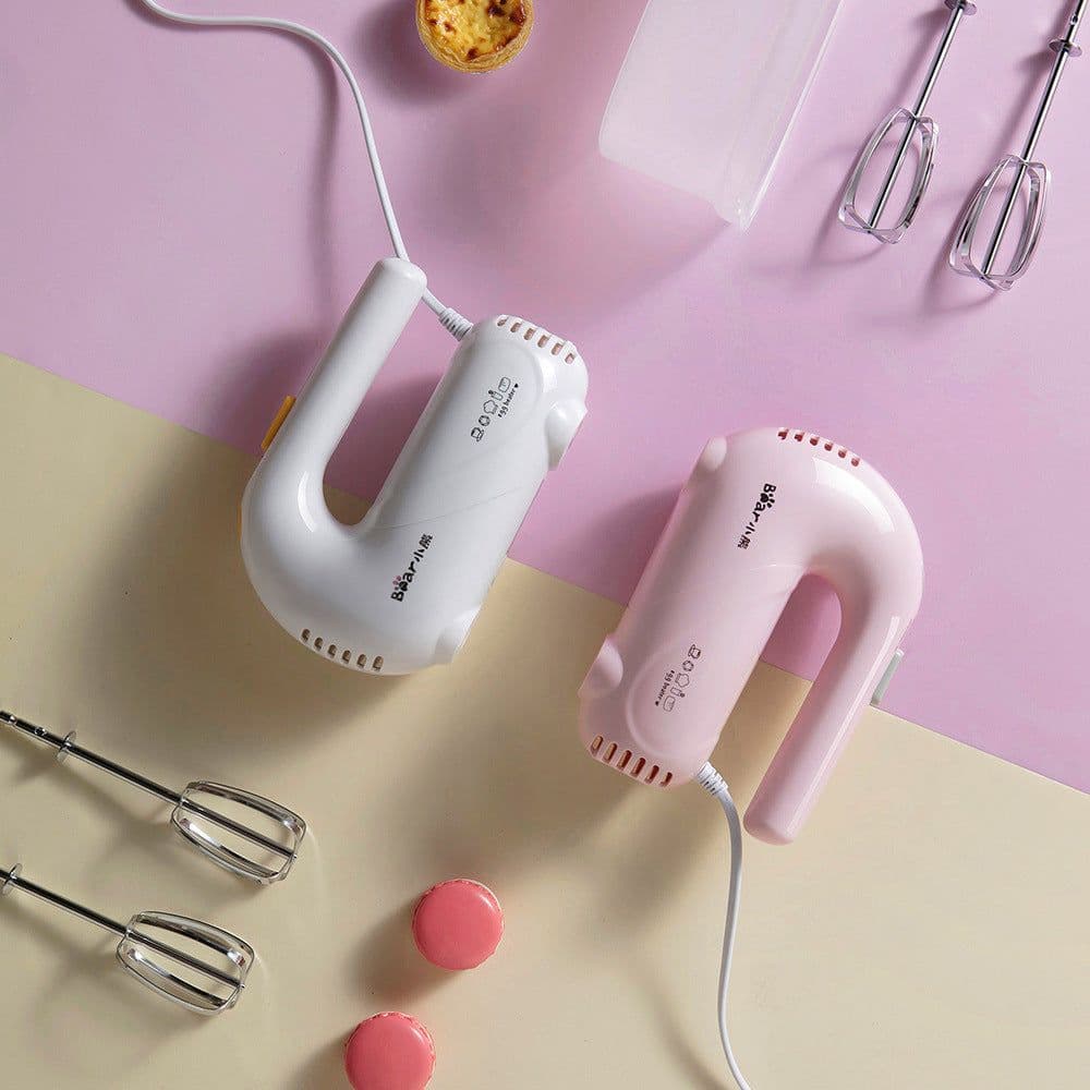 image-Winnie the electric whisk