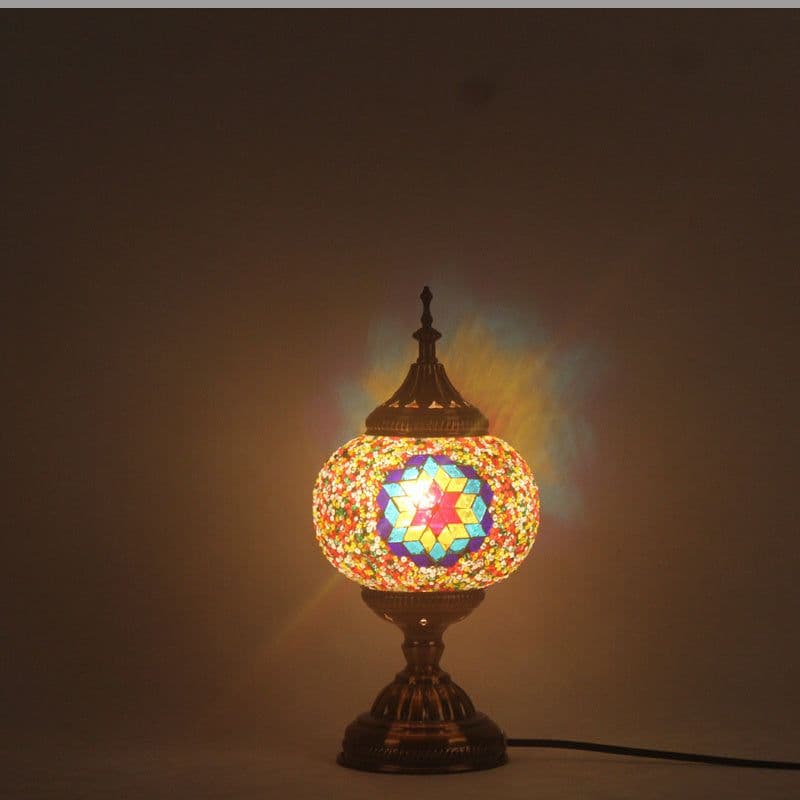 image-Romantic Decoration Table Lamp