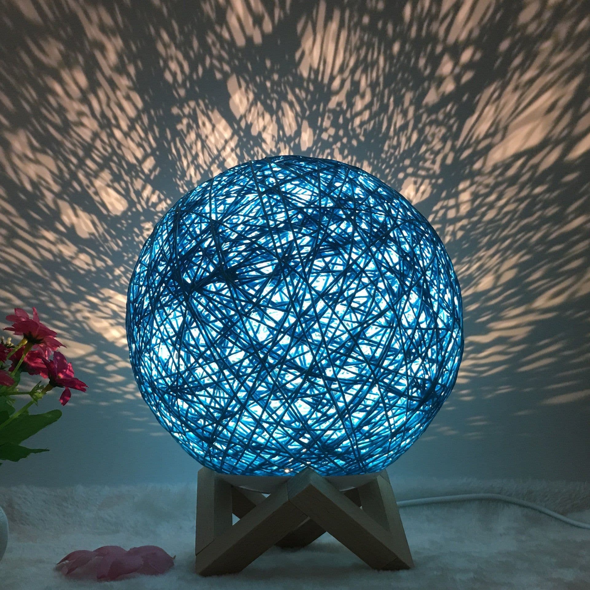 image-Amazon Hot Selling Creative Linen Table Lamp Novel and Unique LED Intelligent USB7 Color RGB16 Color Remote Control Rattan Ball Lamp