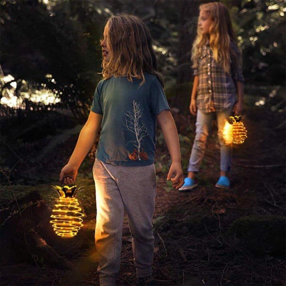 image-Outdoor Solar Light Waterproof Pineapple Shape Garden Solar Lamp String Chain Hanging Decoration
