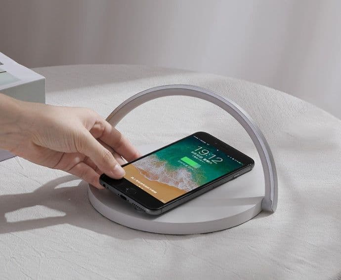 image-10w Wireless Charger Block Holder For Smart Phone Foldable Fast Charging Table Phone Stand Support With Led Table Lamp Portable